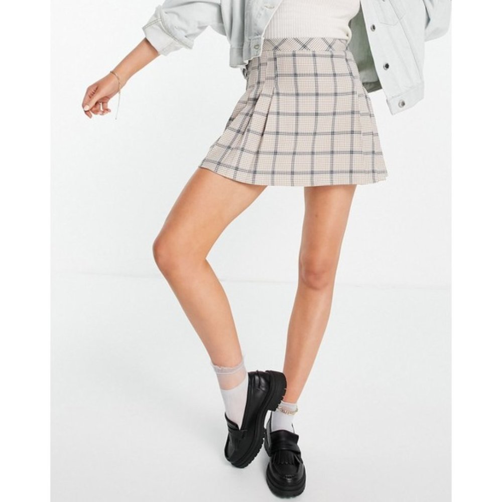 ASOS Design pleated suit mini skirt [Brand New]